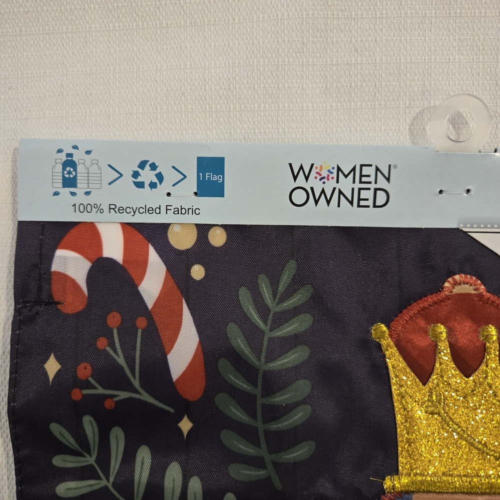NWT Hand Stitched Embroidered Small Yard Flag Christmas Nutcracker 11.5" X 18"‎ - Picture 5 of 7